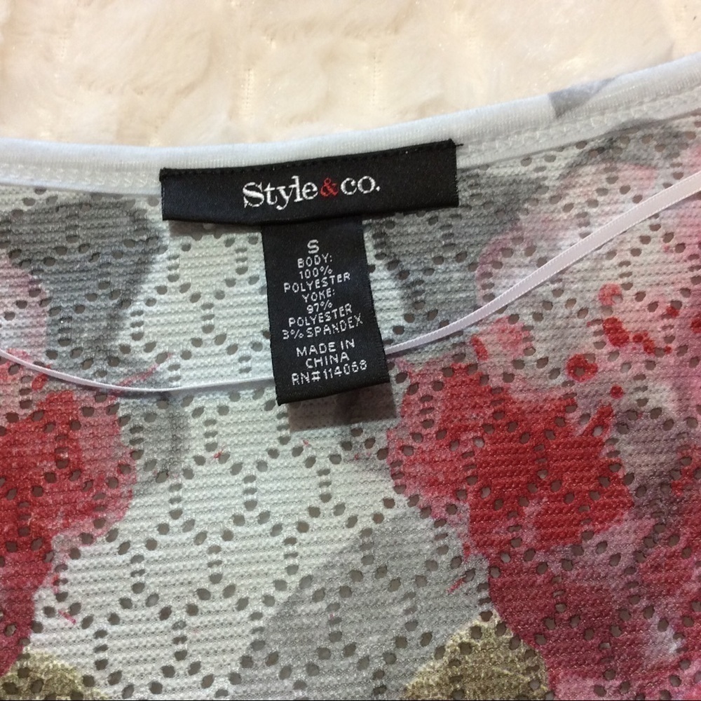 Style & Co Embellished Floral Sharkbite Hem Top S Fairy goth whimsigoth - Picture 5 of 6
